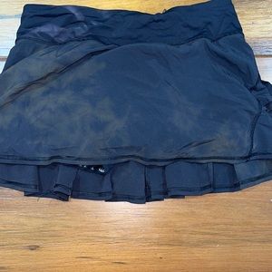Lululemon black pace setter skirt